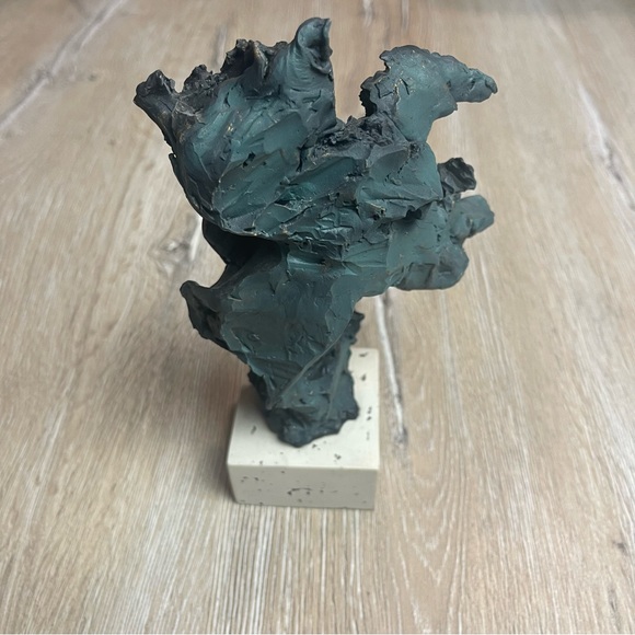 Vintage Liberty Bronze Collection Avery Creations Mother and Child on Stone Base - Picture 4 of 10